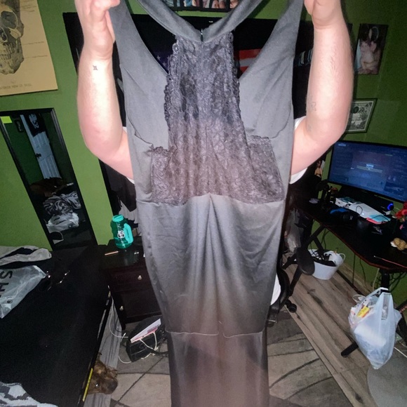 Black Dress - Picture 2 of 6